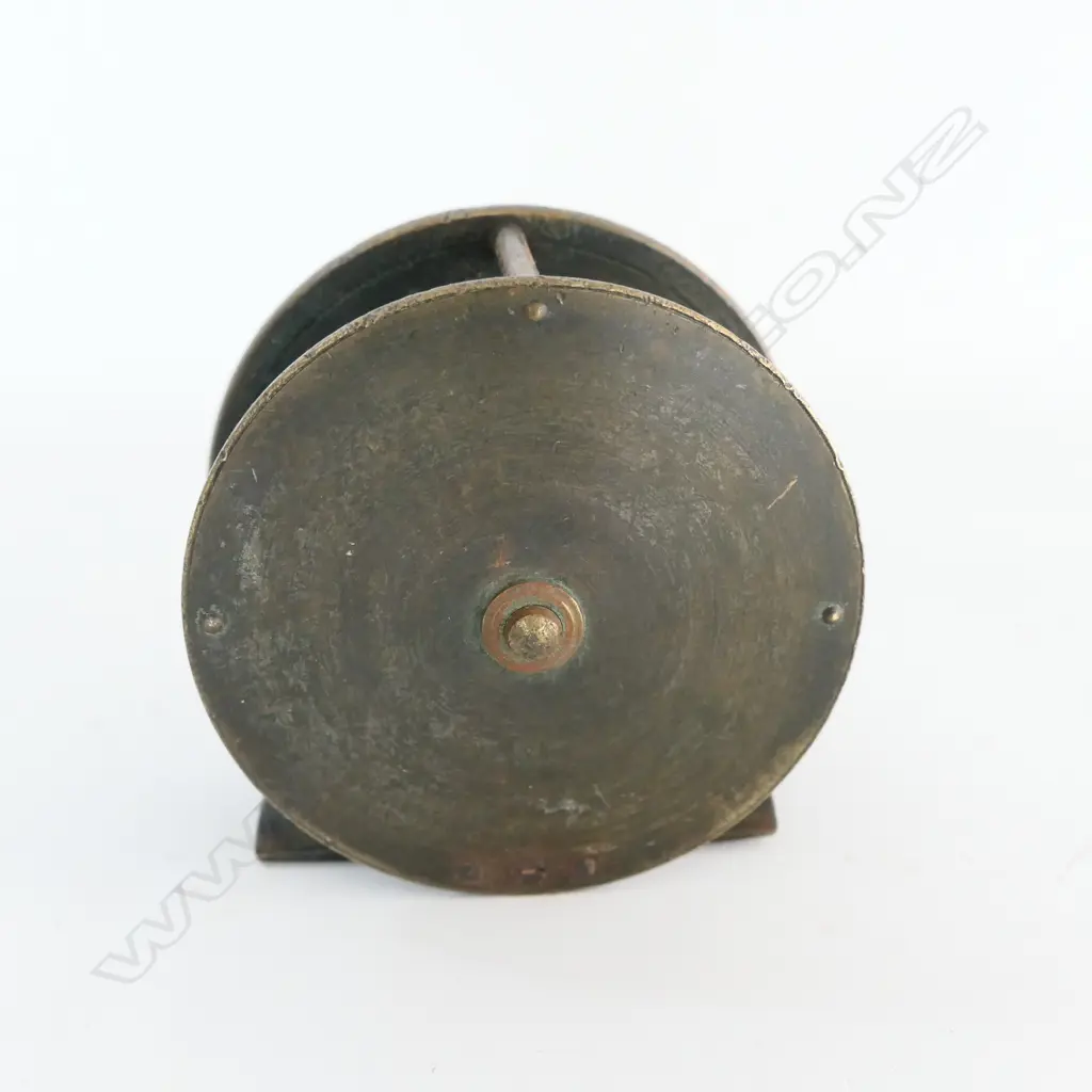 VICTORIAN PERIOD 3¼" BRASS SALMON REEL Image 1++